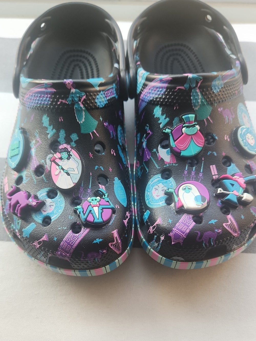 Disney Parks The Haunted Mansion Trend Clogs by Crocs  Size Women’s 6